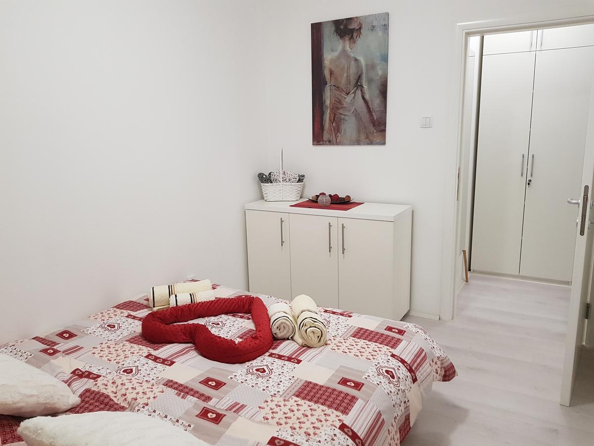 Apartment Gea 18 Novi Sad Exterior foto