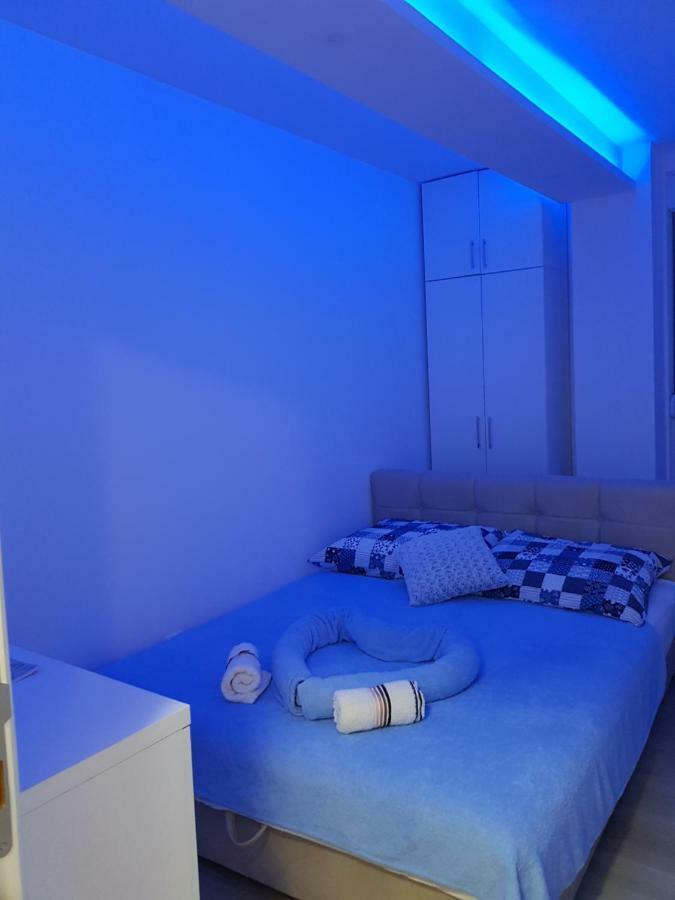 Apartment Gea 18 Novi Sad Exterior foto